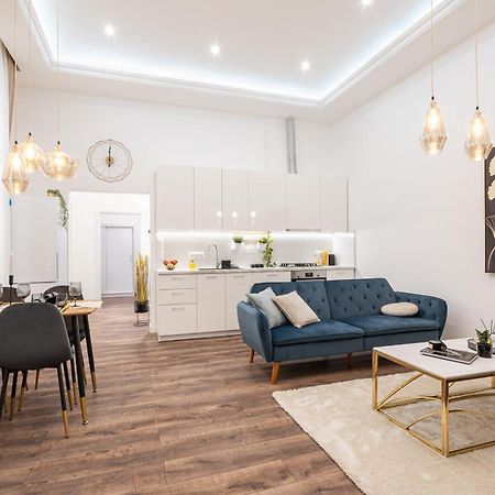 Blue Velvet Luxury Apartment Budapest Exterior foto